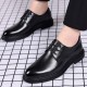 Men's business formal leather shoes, genuine leather pointed-toe, breathable, casual black soft sole, groom's wedding shoes.