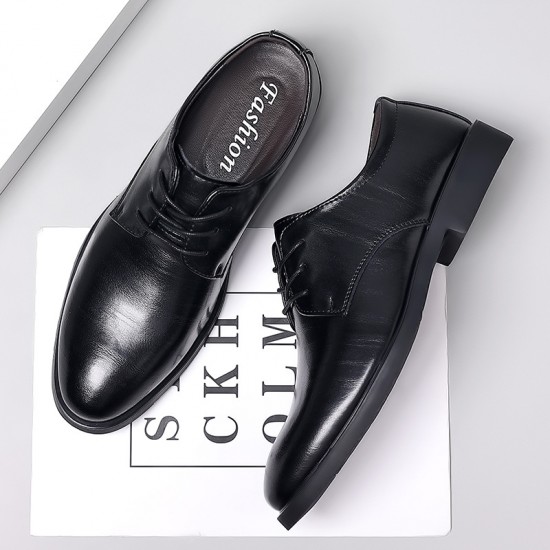 Black men's business formal leather shoes, genuine leather soft sole, British-style cowhide casual leather shoes for cross-border trade. Black men's business formal leather shoes, genuine leather soft sole, British-style cowhide casual leather shoes for cross-border trade.