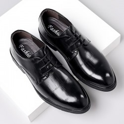 Men's business formal leather shoes, new genuine leather casual shoes, breathable, soft-soled, soft-surface British wedding shoes.