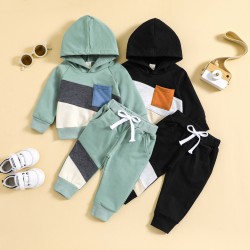 Cross-border children's clothing: Fashionable boys' casual long-sleeved pullover sweatshirt with lucky four-leaf clover letter-print for girls.
