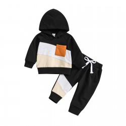 Cross-border children's clothing: Fashionable boys' casual long-sleeved pullover sweatshirt with lucky four-leaf clover letter-print for girls.